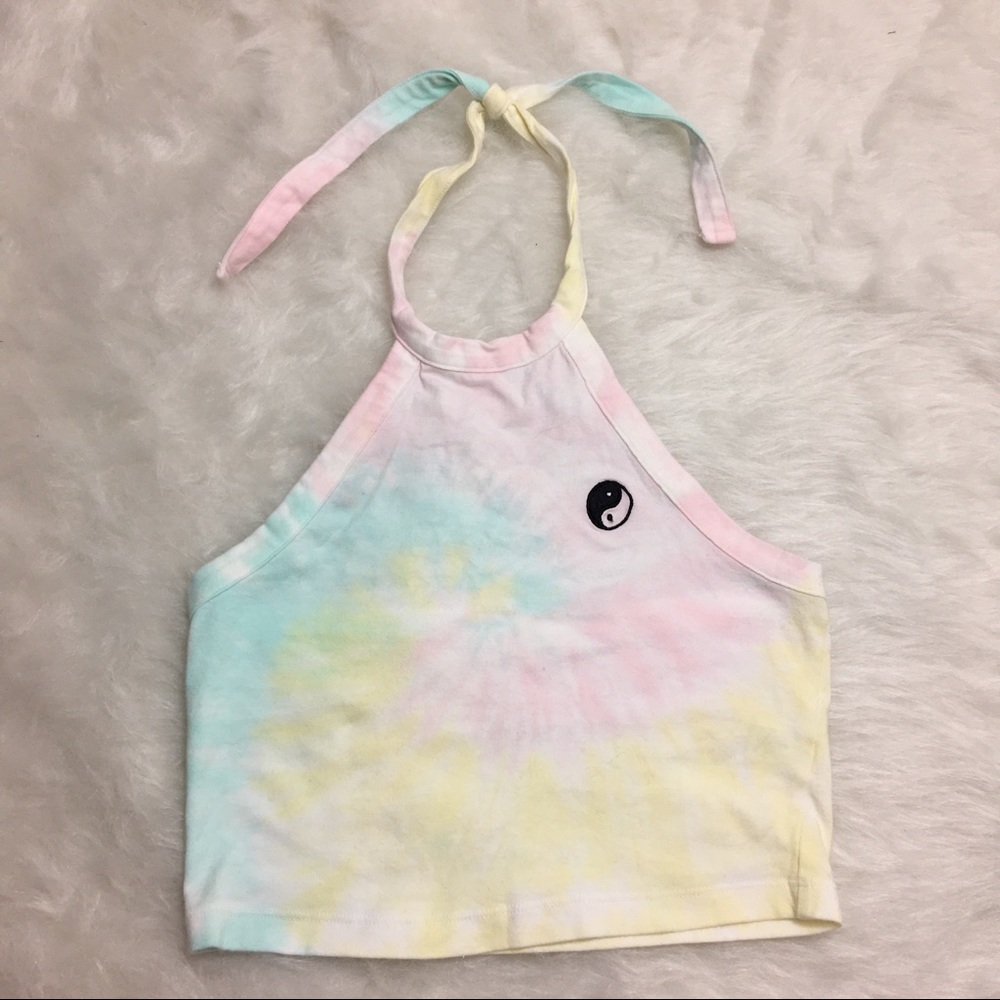 LA hearts tie dye ying yang halter crop top - Picture 1 of 7